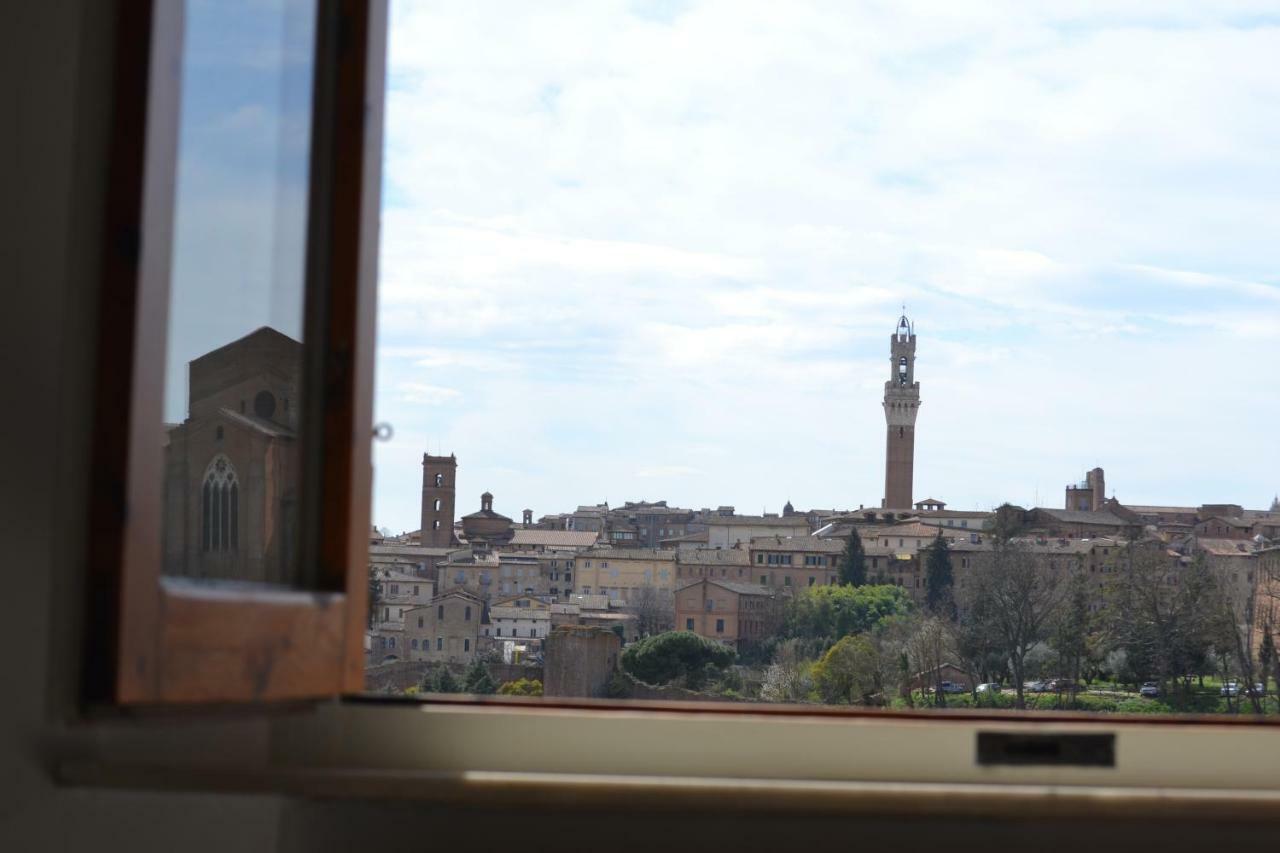 Affaccio Su Siena,Vicino Al Centro, Con Garage Apartman Kültér fotó